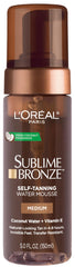 L’Oréal Paris Sublime Bronze Mousse: botella ergonómica para un bronceado uniforme.