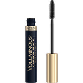 L’Oréal Paris Voluminous Original: cepillo volumizador en acción para pestañas más densas.