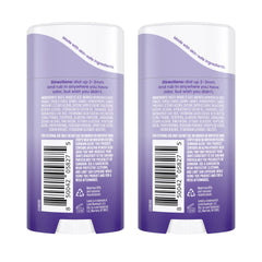 Aplicación de crema invisible de Lume para axilas y áreas sensibles.
