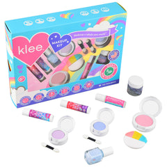 LunaStar Klee: sombra de ojos azul para combinaciones creativas y seguras.