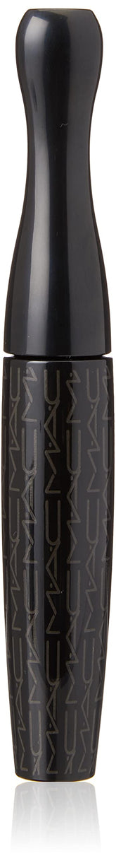 Mascara MAC Extreme Dimension 3D Lash : brosse volumatrice pour volume dense sans paquets.