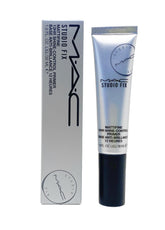 MAC Studio Fix Mattifine : flacon élégant et contrôle durable de la brillance.