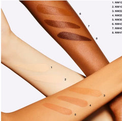 MAC Studio Fix Tech NW45, muestra-color para igualar tono de piel y obtener acabado natural.