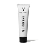 Mad Rabbit Defend protege tatuajes con SPF 30 en una botella de 100 ml.