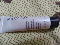 Mary Kay Crema Nocturna Extra Emoliente, pack de viaje con nueva presentación para cuidado facial nocturno.