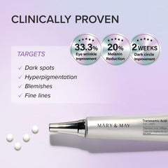Mary&May Aplicación suave de crema en el contorno de ojos con dedos.