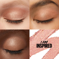 Primer plano del aplicador integrado MAYBELLINE Color Tattoo Stix Brillo Rosa Dorado