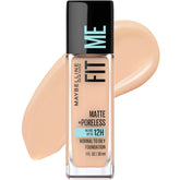 Maybelline Fit Me Matte-Poreless, empaque nude beige práctico para viaje diario