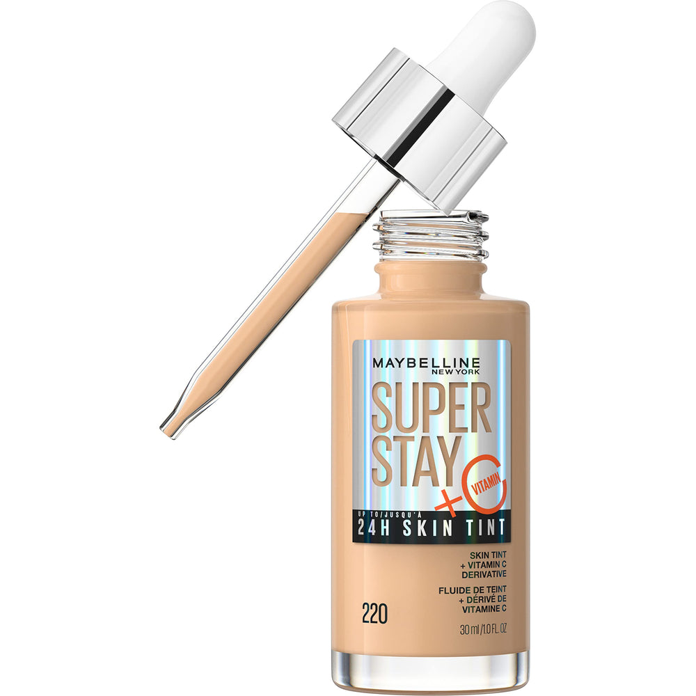 MAYBELLINE Super Stay Skin Tint frente al envase para comparar tono y acabado natural.