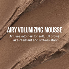 Maybelline Superfluff Mousse empaque compacto para retoques rápidos.