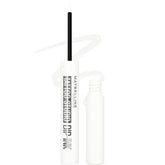 Maybelline Tattoo Studio Dip-Ink, aplicador fieltro para trazos precisos.