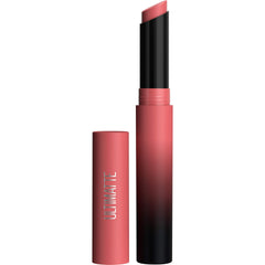 Maybelline Ultimatte barra labial pigmentos intensos para color duradero en labios