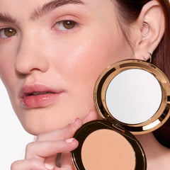 Compact portable Miracle Flawless idéal pour retouches en déplacement.