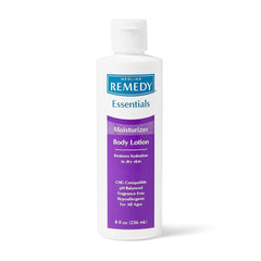Loción corporal Medline Remedy Essentials sin fragancia en botella de 8 oz, hidratación suave.