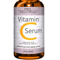 Sérum Vitamina C de Meera's Beauty en botella 2 oz para brillo facial.