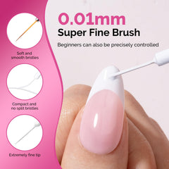 Diseño francés con delineador gel blanco MelodySusie para uñas limpias.