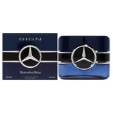Botella Mercedes-Benz Sign con diseño elegante para uso diario.