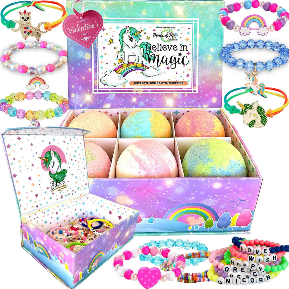 Bombe de bain Mineral Me California licorne arc-en-ciel, couleur vive et parfum doux.