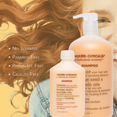 Mixed Chicks champú clarificador suave, cabello húmedo mostrando brillo natural