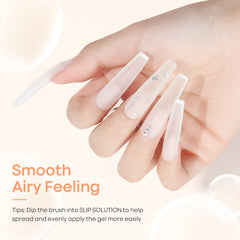 Ongles en forme coffin avec Modelones, transparence et solidité assurées