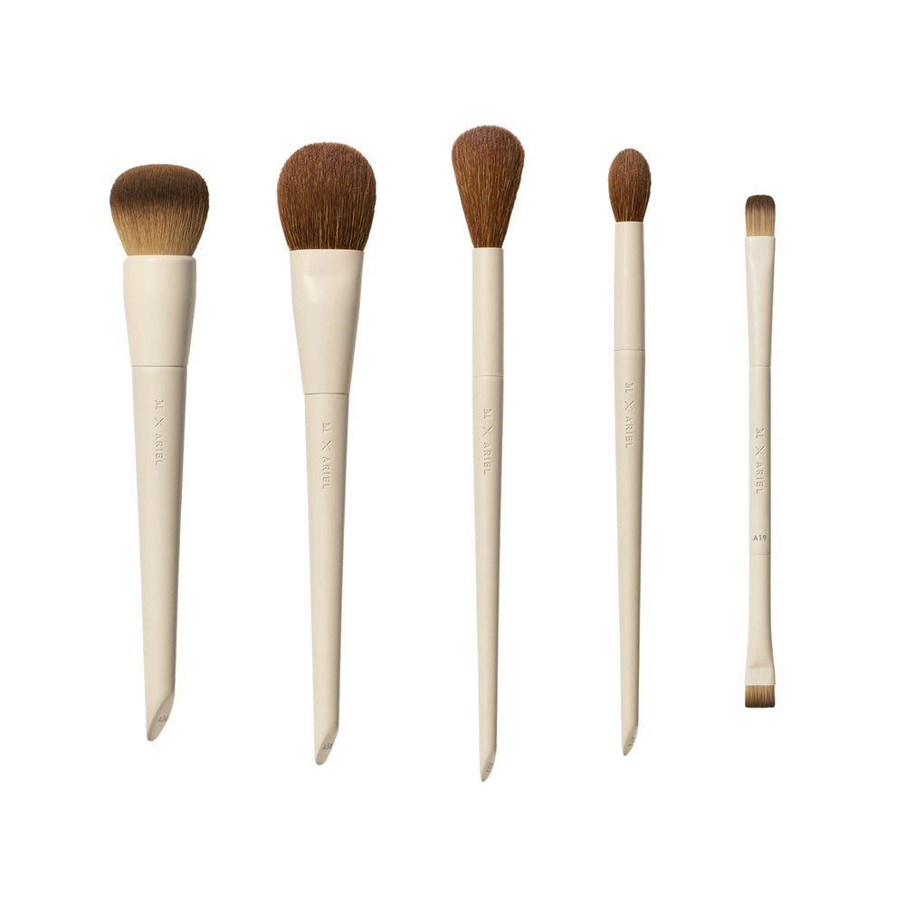 MORPHE x Ariel, brocha base A24 domo para acabado suave y cobertura modulable