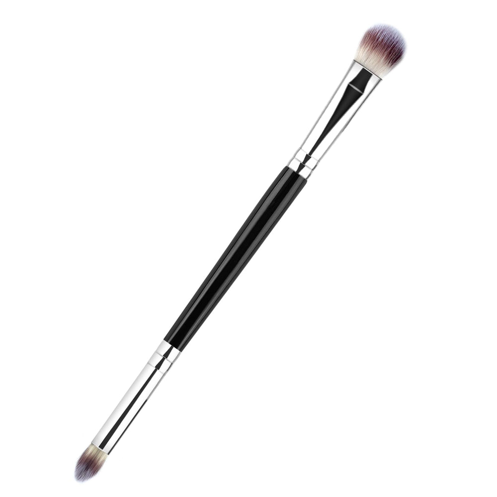 Pincel de sombras MUIIGOOD para aplicación precisa y suave.