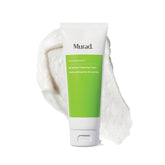 Murad Renewing Cleansing Cream: botella visible para una limpieza suave