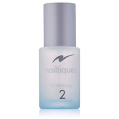 Nailtiques Formula 2, botella fortalecedora para uñas.