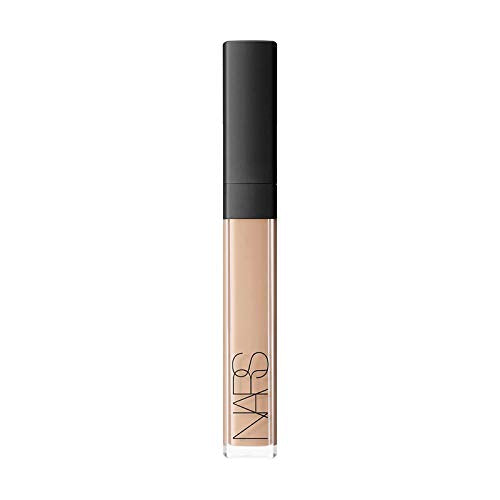 NARS Radiant Creamy Concealer flacon lumineux offrant une application précise.