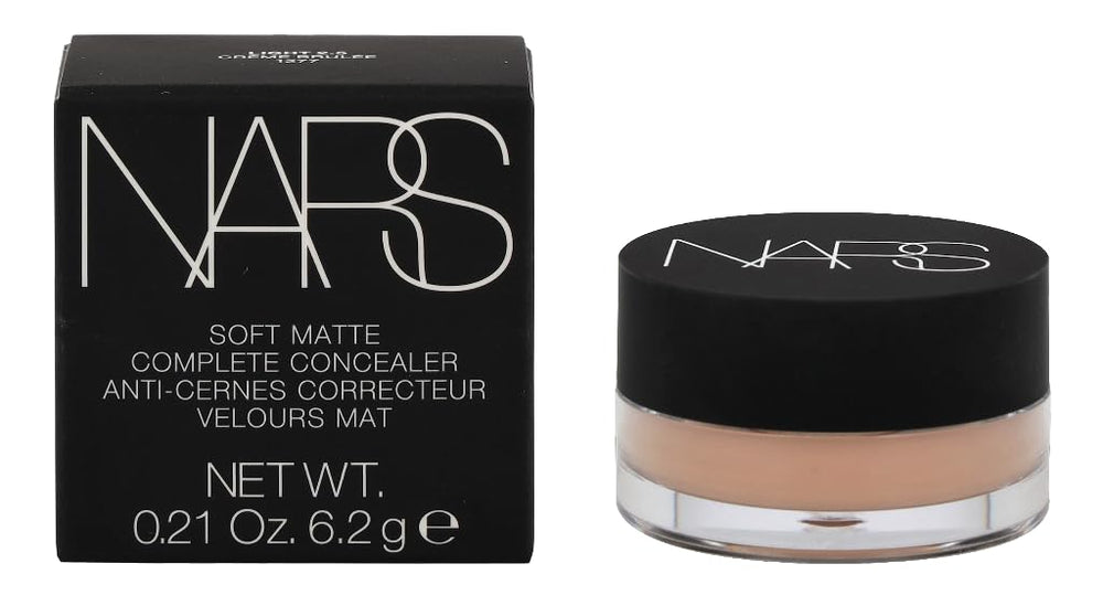 Correcteur NARS Crème Brûlée : texture légère pour un rendu naturel.