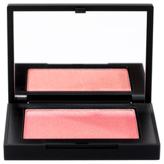 NARS Orgasm brillo dorado-rosado que aporta luminosidad sutil a la piel.