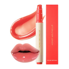 Nature Republic Honey Melting Lip muestra textura miel suave para labios hidratados.