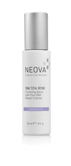 Texture légère du sérum NEOVA prêt à pénétrer et nourrir la peau.