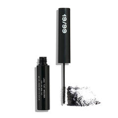 NINETEEN NINETY NINE 19/99 Mascara Tint negro en empaque moderno para pestañas.