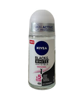 NIVEA Desodorante Invisible para negro y blanco evita manchas en prendas negras.