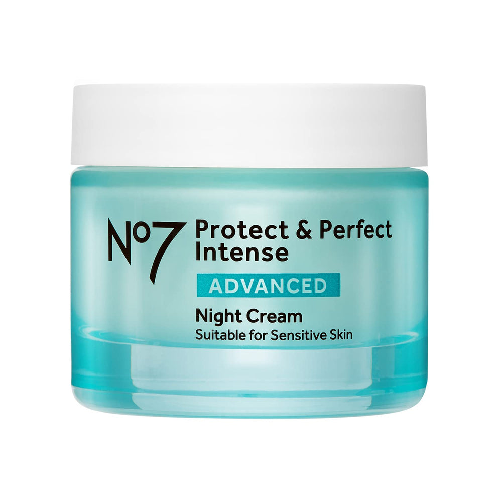 No7 crema nocturna intensiva en frasco para piel suave al despertar.
