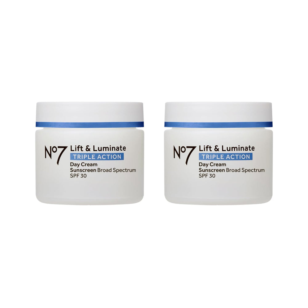 No7 Lift & Luminate: crema en bote para hidratación diaria.