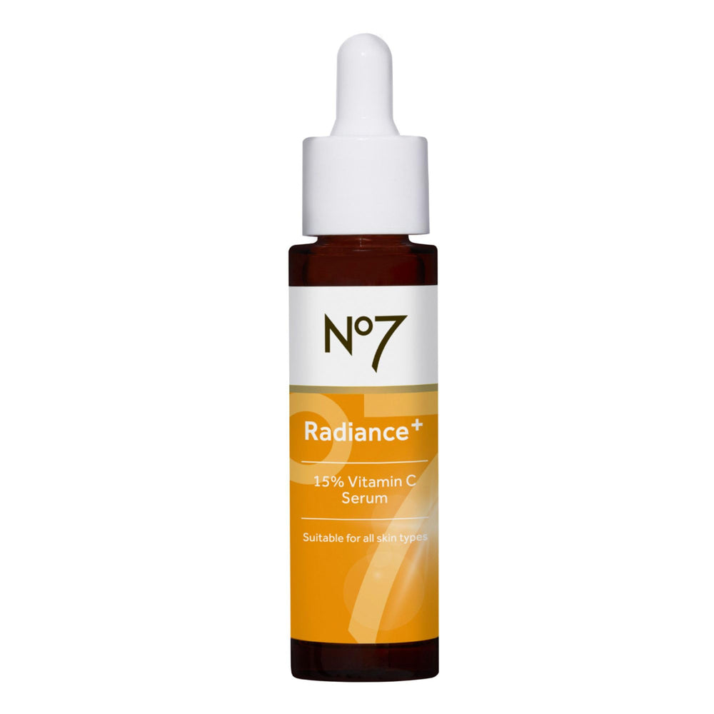 No7 Radiance+ Serum: botella transparente para aplicación suave y brillo inmediato