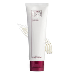Nu Skin 180°: botella frontal del limpiador para una piel suave y revitalizada