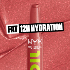 Pigmento labial NYX Fat Oil Slick Click en labios con color suave