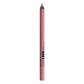 Lápiz perfil labial Loud Fierce Flirt de NYX, definición precisa y color intenso.