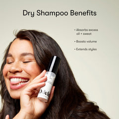 Odele dry shampoo translucent powder blending invisibly on hair