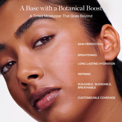 Ogee Teint Liquide Application Fluide, glisse facilement sur le visage.