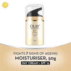 Olay Total Effects crema de día SPF 15 ofrece protección UVA/UVB durante el día.