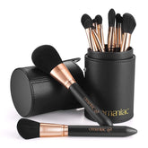 OMANIAC brochas profesionales 12 piezas con estuche negro para un acabado impecable.