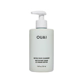 OUAI Detox-lavage-visage-bouteille: flacon élégant prêt pour votre routine quotidienne.