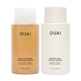 OUAI Detox Shampoing, bouteille purifie le cuir chevelu et élimine les résidus.