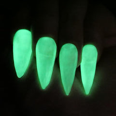 Oumisaya Glow Verde, curado bajo UV/LED para endurecer y fijar color.