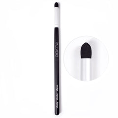 Palladio Smudge Brush: cabezal suave para difuminar sombras con precisión.
