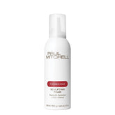 Paul Mitchell Sculpting Foam define la textura y aporta cuerpo con control del frizz.